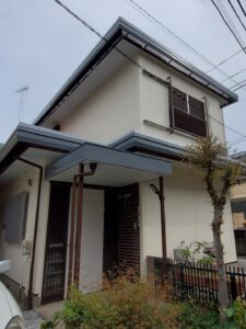 松戸市にて雨漏り修理・塗装工事